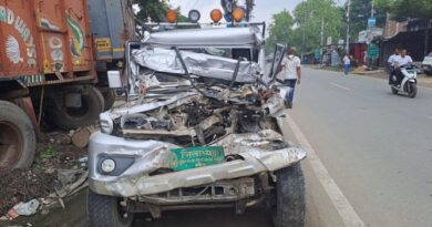 ट्रक आ बोलेरोक टक्करमे राजद नेताक मृत्यु, चारिटा लोक घायल