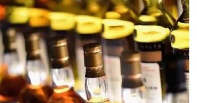 भागलपुरमे शराब लदल स्कॉर्पियोक संग तस्कर गिरफ्तार, झारखंडसँ बिहार आनल गेल